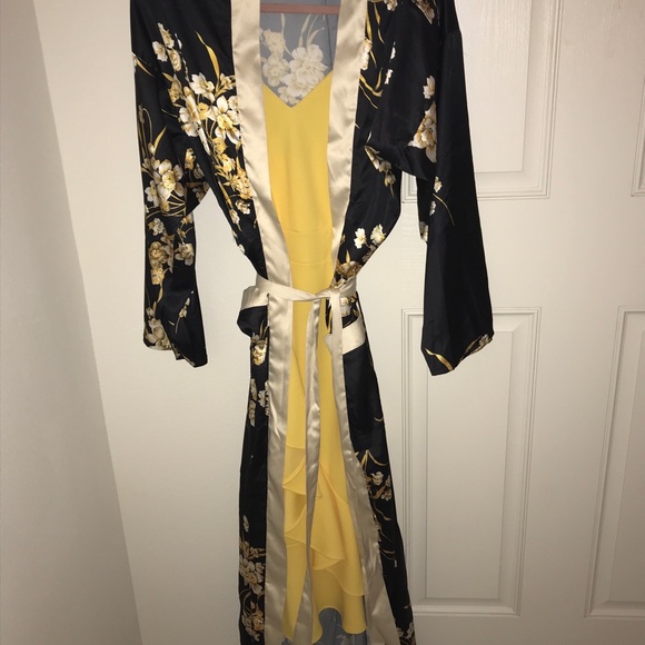 Yellow Ruffed Midi - Picture 5 of 5